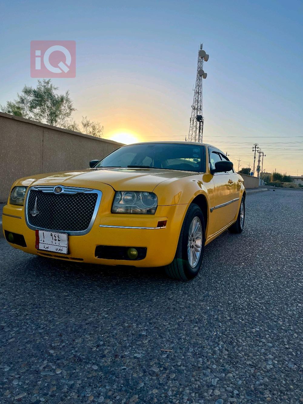 كرايسلر 300